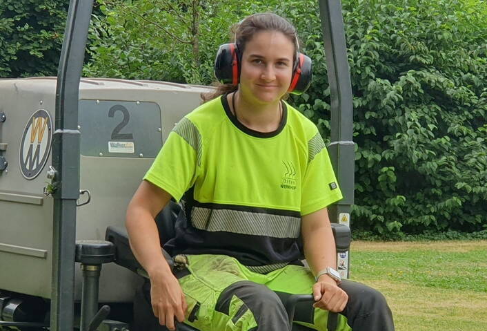 dunja_1-706.jpg dunja_1-706.jpg