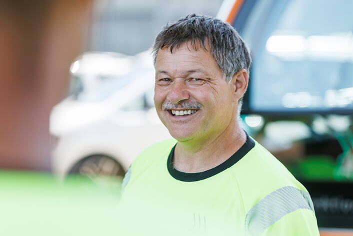 22-07_werkhof_olten_212_klein-706.jpg 22-07_werkhof_olten_212_klein-706.jpg