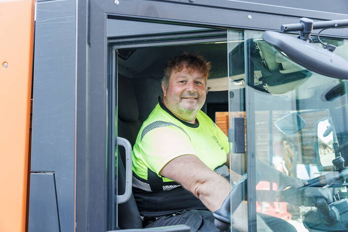 22-07_werkhof_olten_066_klein-706.jpg 22-07_werkhof_olten_066_klein-706.jpg